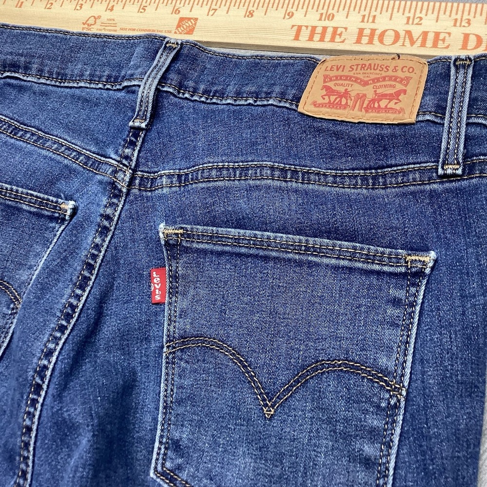 Women's Levi's Slimming Skinny Size 29x30